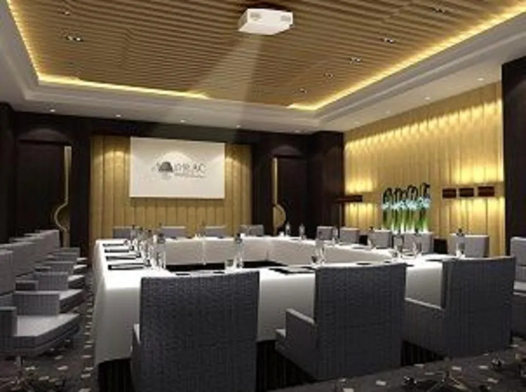 Shanghai Hongqiao Airport Hotel - Air China 5*,